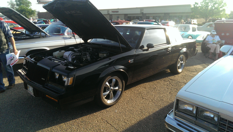 Illustration for article titled Photo Dump- Nameless local car show